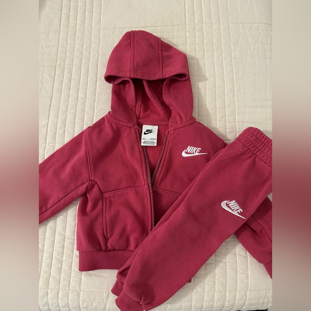 Girls toddler Nike sweat set